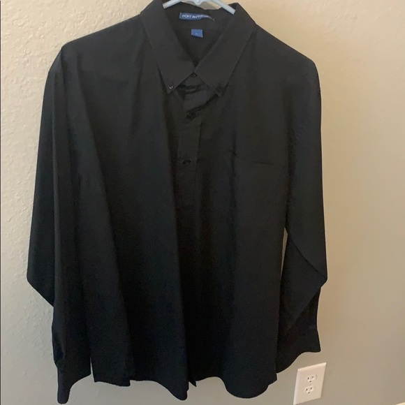 Black dress shirt - Picture 1 of 2